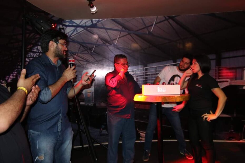 Evento Cultural Filosobar en Ciudad del Este